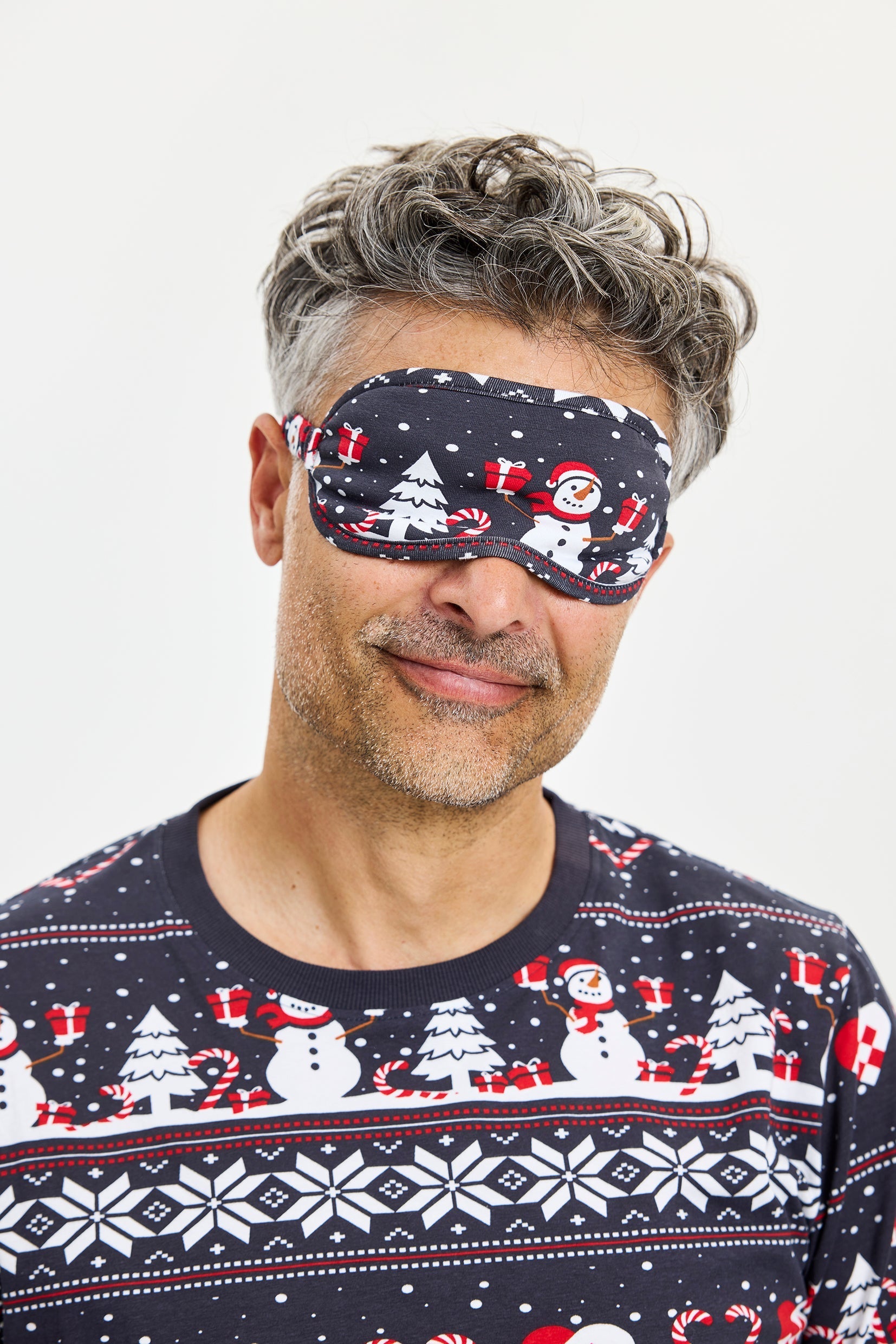 Weihnachtsherzen-Schlafmaske